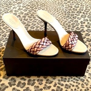 Gucci Woven Leather Slides Size 6